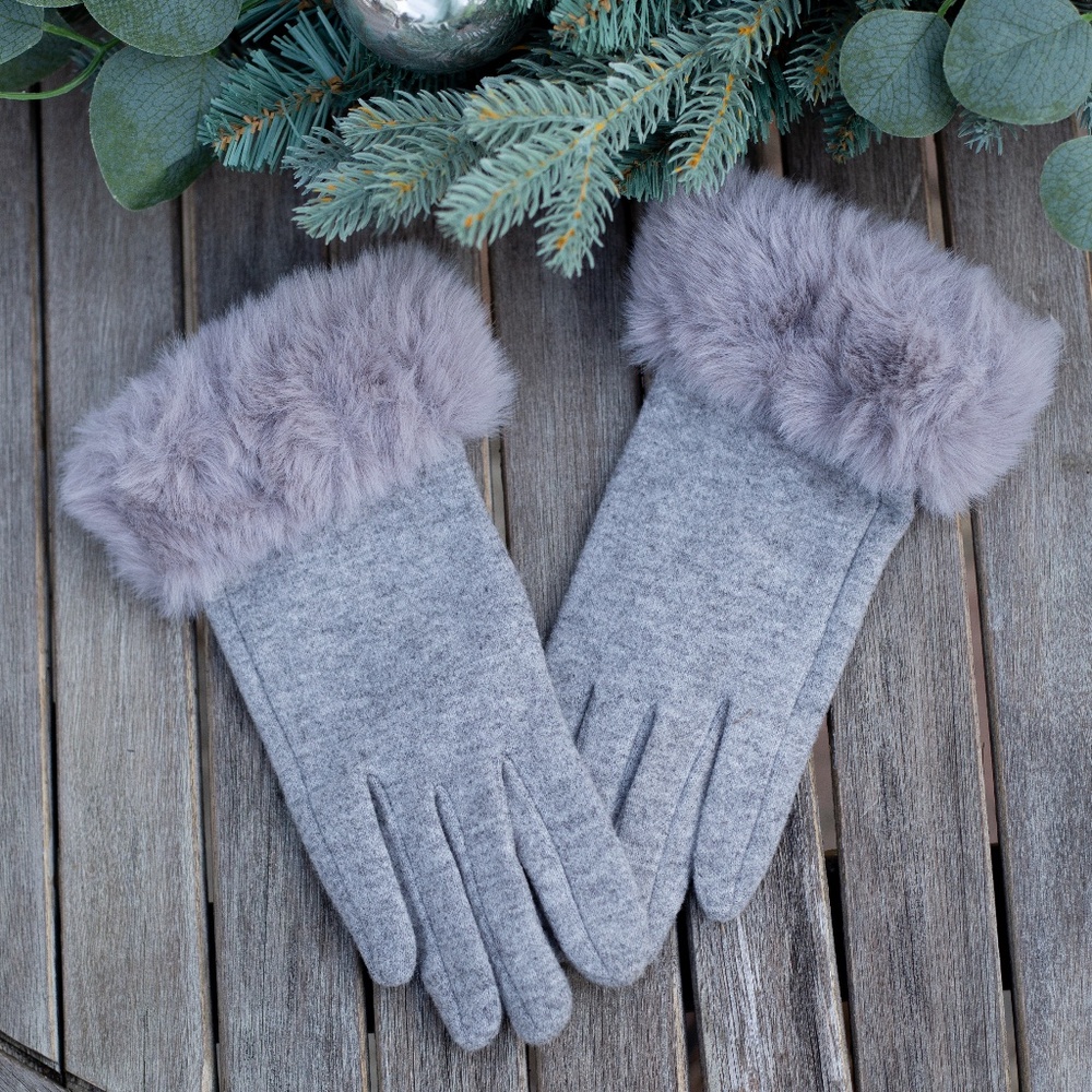 New Women's Gloves Text Touchscreen Heather Gray Faux Fur Winter Fashion Cozy